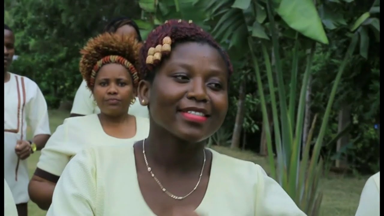 St Cecilia Catholic Choir Mutomo Mausia  Ya Mungu 