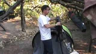 Scaricamento bici e montaggio tenda da campeggio / Bike download and tent pitch