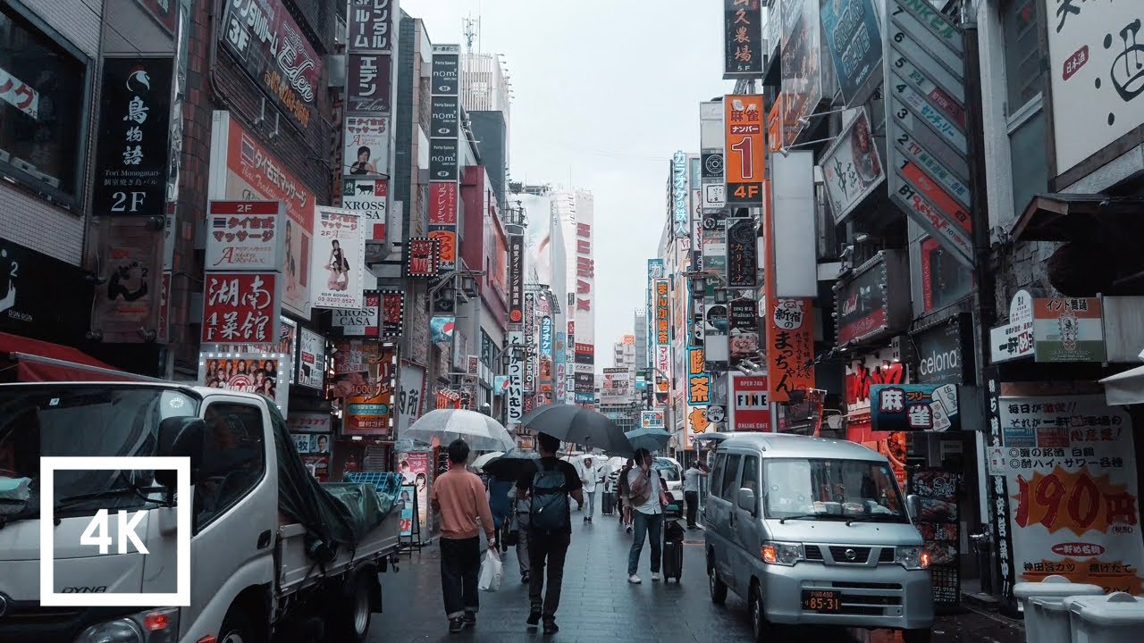 Walking in Light Rainfall in Shinjuku Sounds, (Omoide Yokocho  and Kabukicho) | 4k