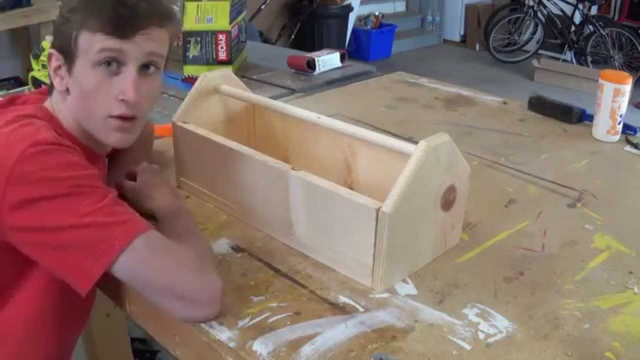 Wooden Toolbox – a new design – going to pieces