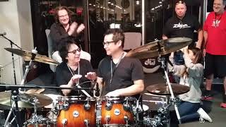 Video thumbnail of "FORMER KISS DRUMMER PETER CRISS GIVES DRUM LESSONS."