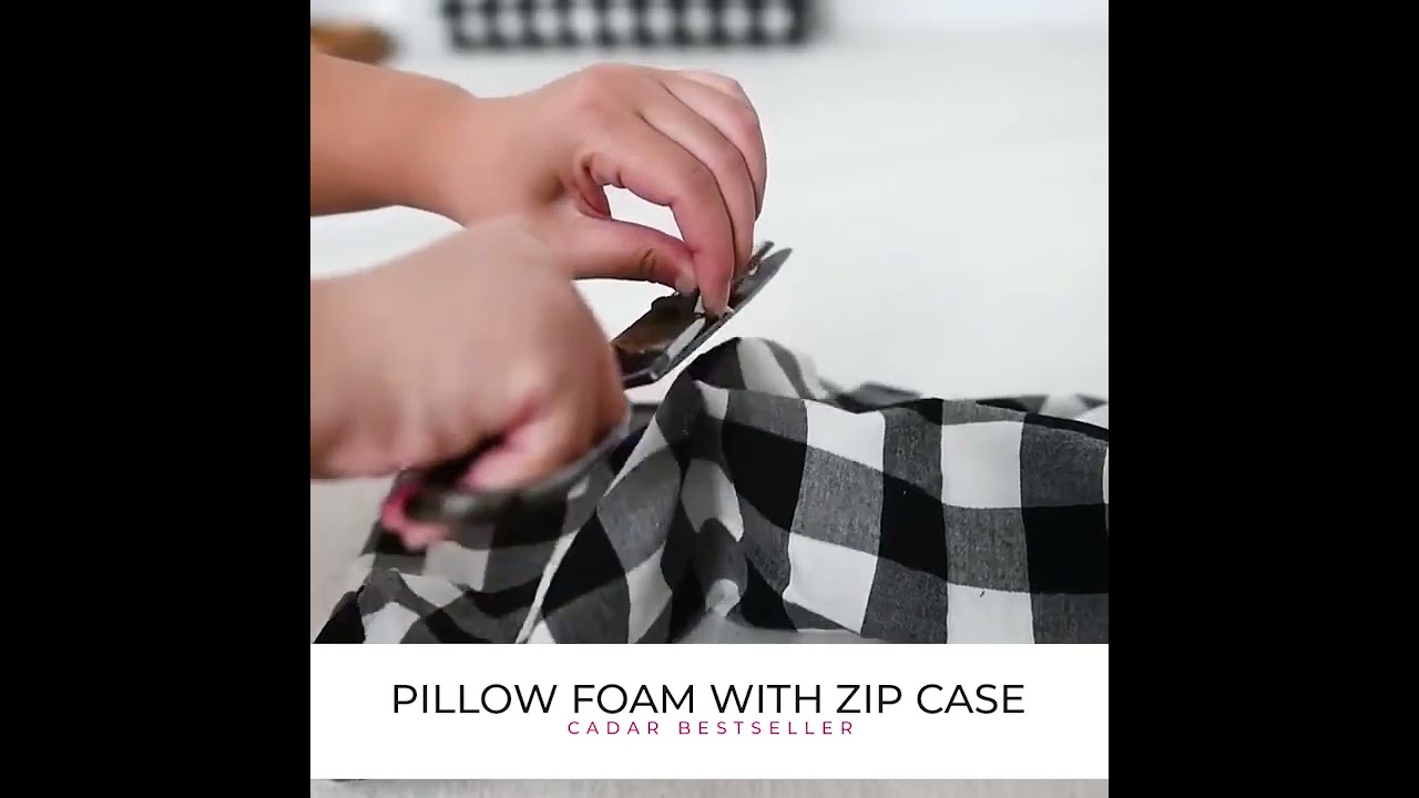 Pillow with Zip Case (Cadar Bestseller)