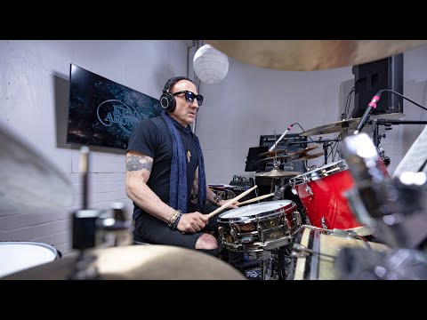 Video: Kenny Aronoff čistý