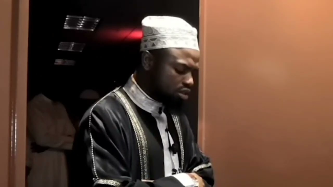 سورة ص برواية خلف عن حمزة بصوت الشيخ عكاشة كميني..