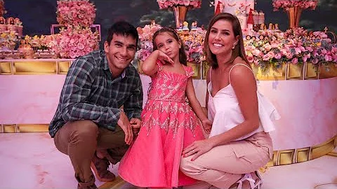 Qual novela A filha de Deborah Secco fez?