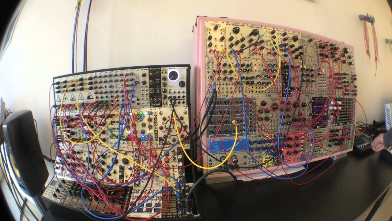 NoiseRing Plays with friends