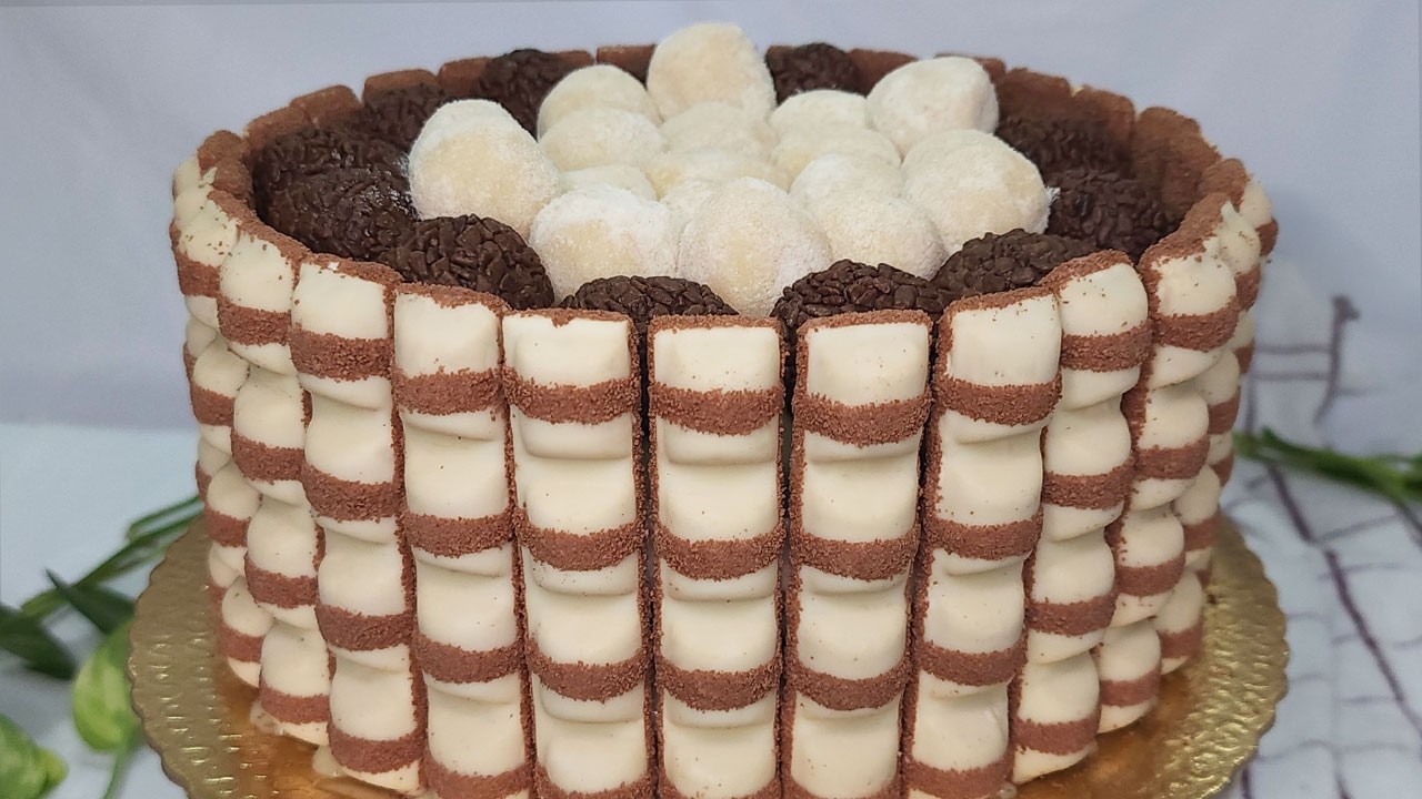 BOLO KINDER BUENO 2 RECHEIOS IRRESISTÍVEIS e MASSA FOFINHA - TAMIRES MOTA