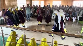 Kashmiri Rouf mashooQ mani🩷🩷🩷🩷