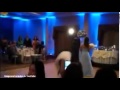 Golpea a su novia en plena boda