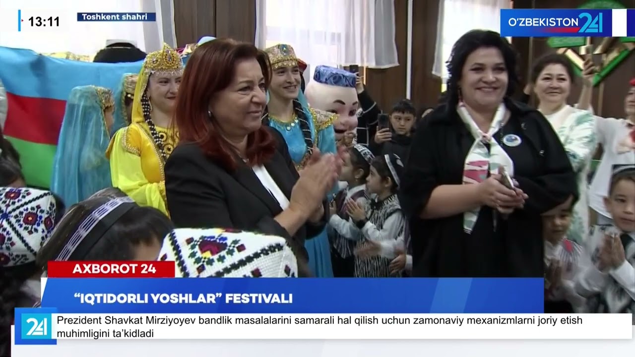 Sochli mushuklarning birinchi shaxs fotosuratlari