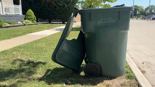 Lincoln Park residents say garbage truck is breaking their trash can lids, attracting rats