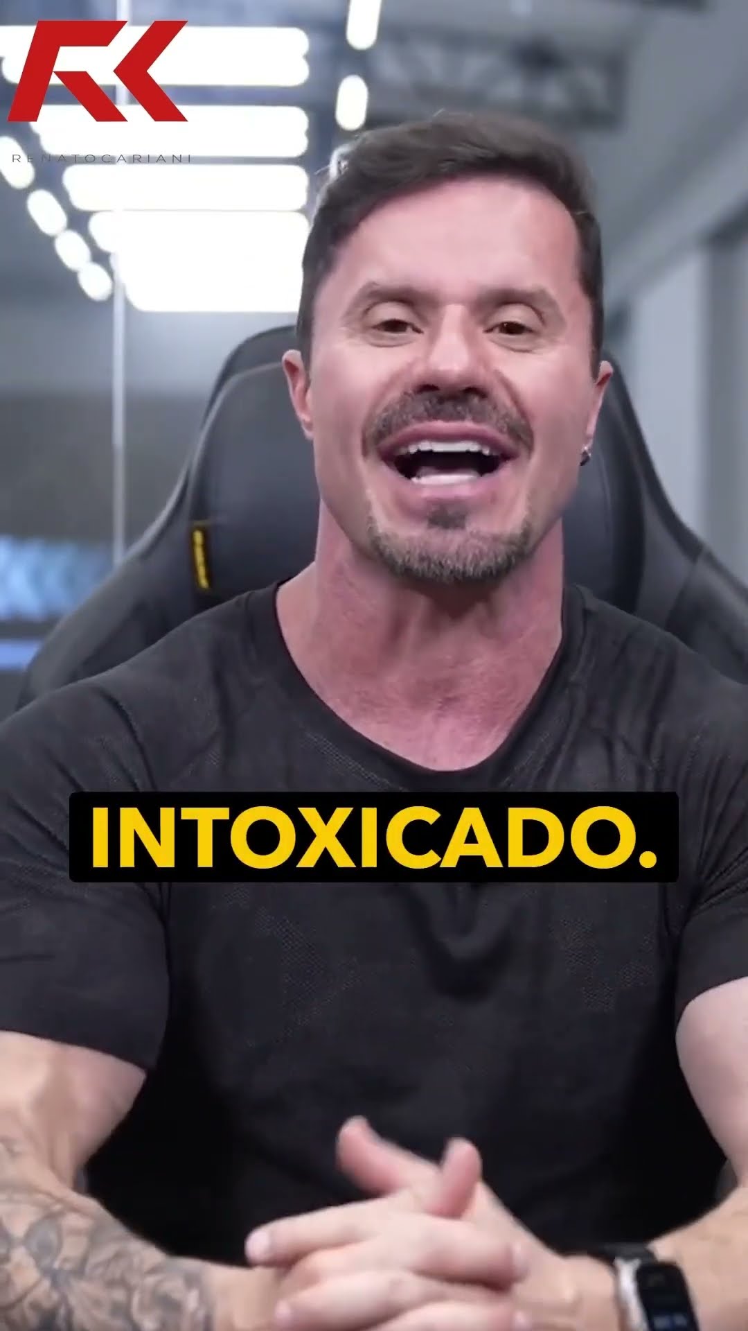 É ISSO QUE ACONTECE QUANDO VOCÊ BEBE MUITO! #renatocariani #ressaca #bebida #álcool #dieta #treino