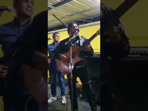 Fiesta con Frank Boris “Nereida”