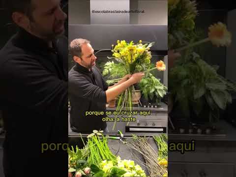 Vídeo: Como escolher a flor mais popular para um buquê de noiva?