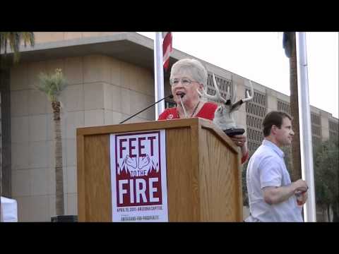 Feet to the Fire Rally AZ Capitol (Judy Burgess)