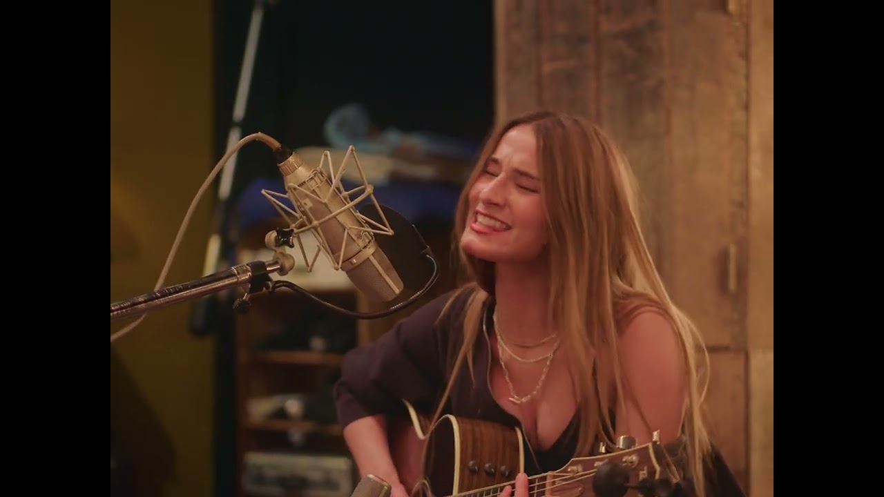 NEONI - Body Bag (Official Acoustic Video)