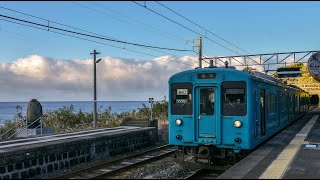 和深駅を発車する紀勢本線 105系