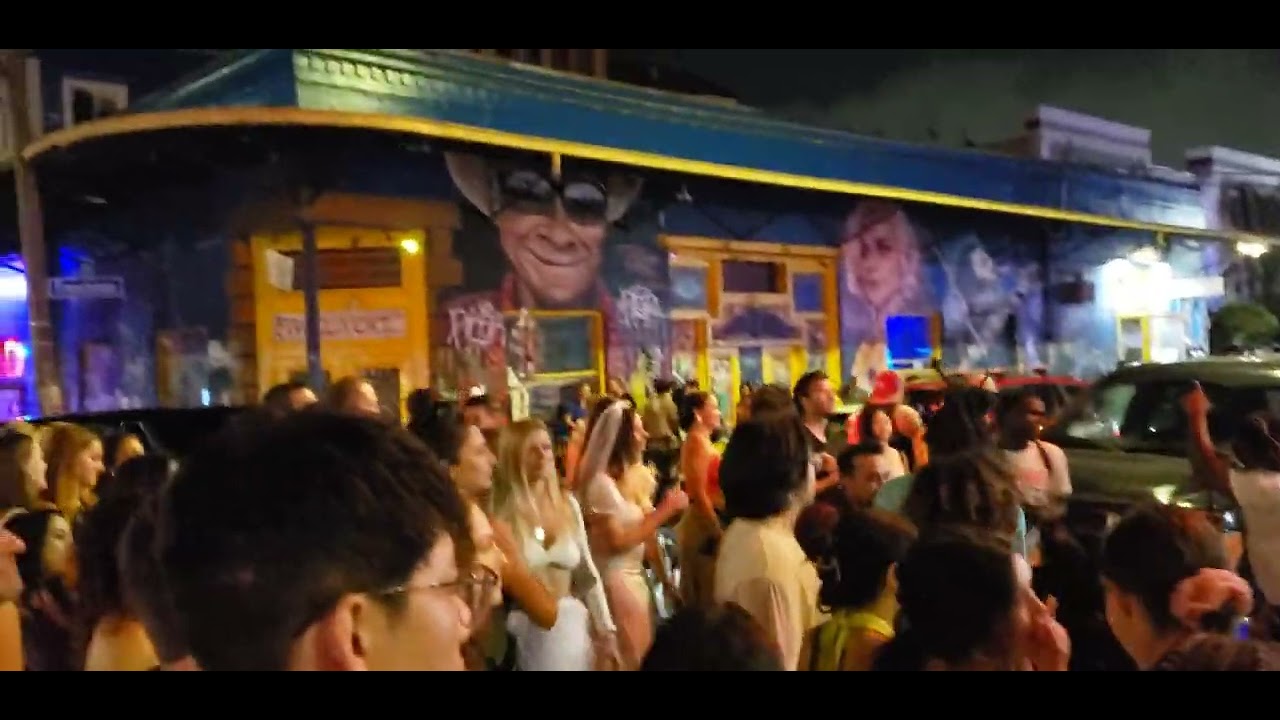 New Orleans French Quarter , Sunday night