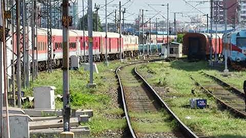 12163/Mumbai LTT - MGR Chennai Central SF Express led by BRC WAP 7 arriving MGR Chennai Central
