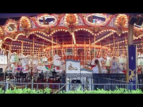 Videó: King Arthur Carrousel Disneylandben: Tudnivalók