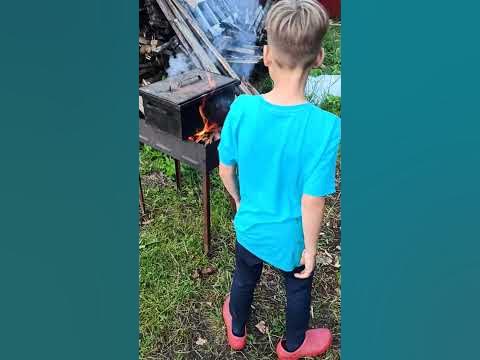 Родион у мангала - YouTube