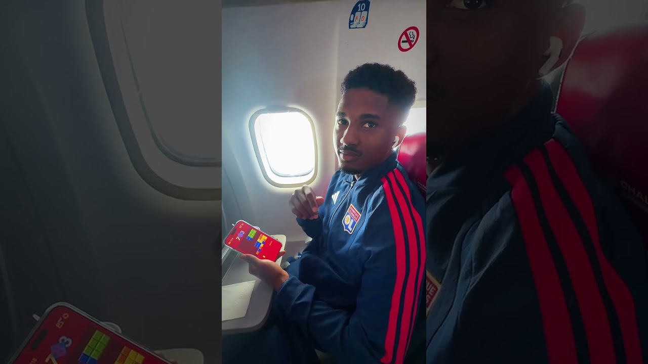 ✈️😅 Une fin de vol un peu mouvementée… #olympiquelyonnais #ol #football