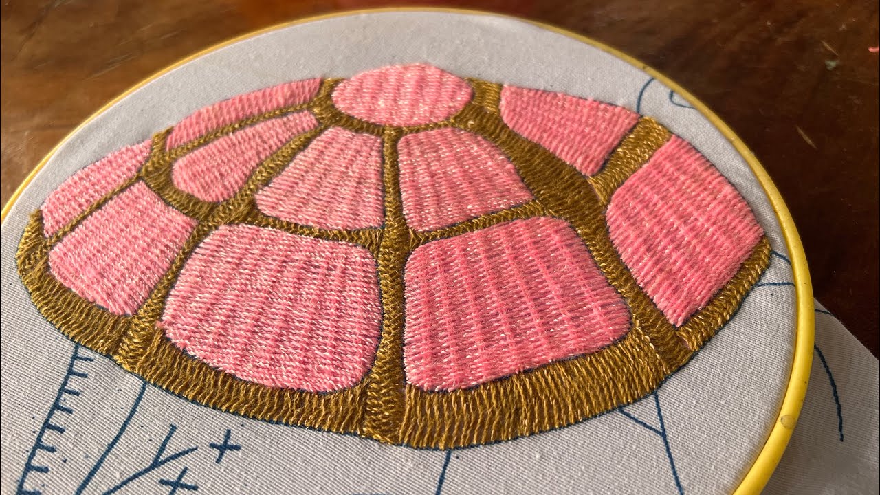 Puntada para un pan concha /Como bordar un pan 🥐 @tusideasenbordados