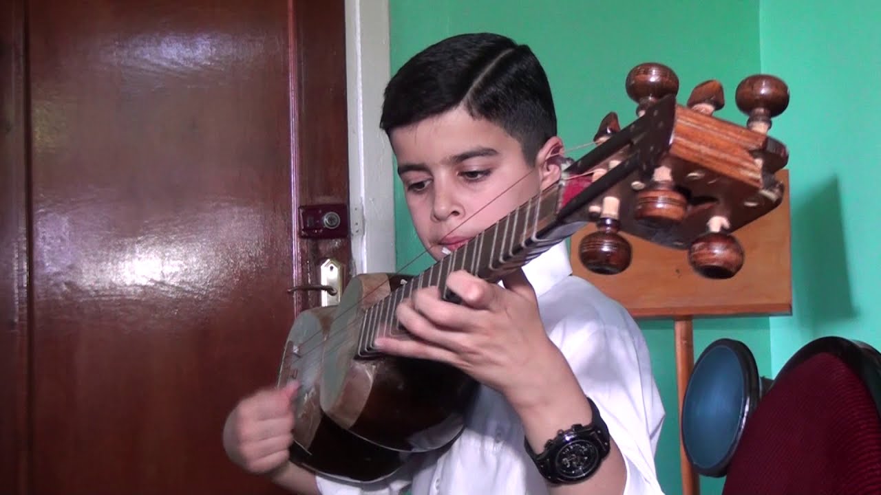 Tar.Sur Mugami.ifa edir ikinci sinif sagirdi Tunar Nerimanov.Agcabedi Saricali.