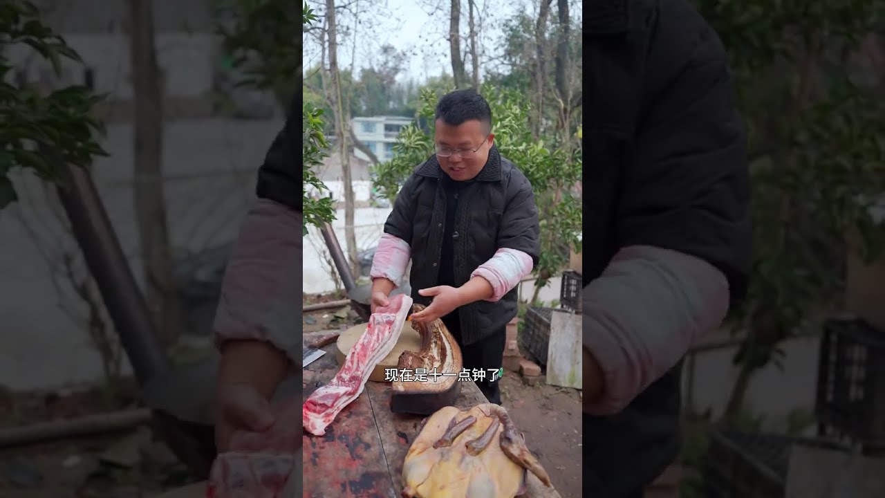 今天师傅们砌一楼墙面，渝乡桃子的自建房又加快进度了！ 