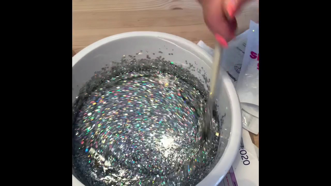 Resin+Glitter=Fun! Glitter Therapy, Part 3 - Resin Painting Fun! 