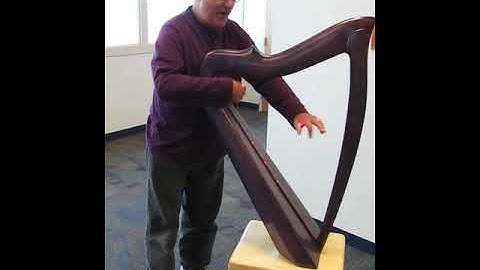 Children`s Hospital Laser Harp, plays harp music ! Created by Glenn Hill of Laserharps.com