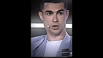 كريستيانو يقرا سوره الفاتحه