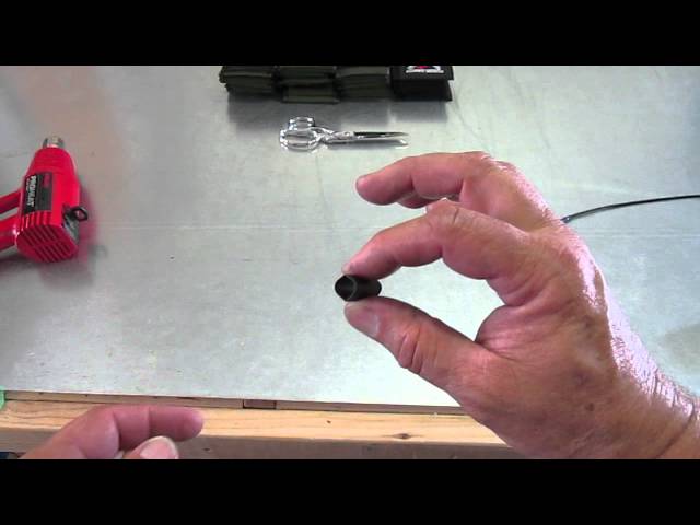 Make a Paracord Neck Knife Cord
