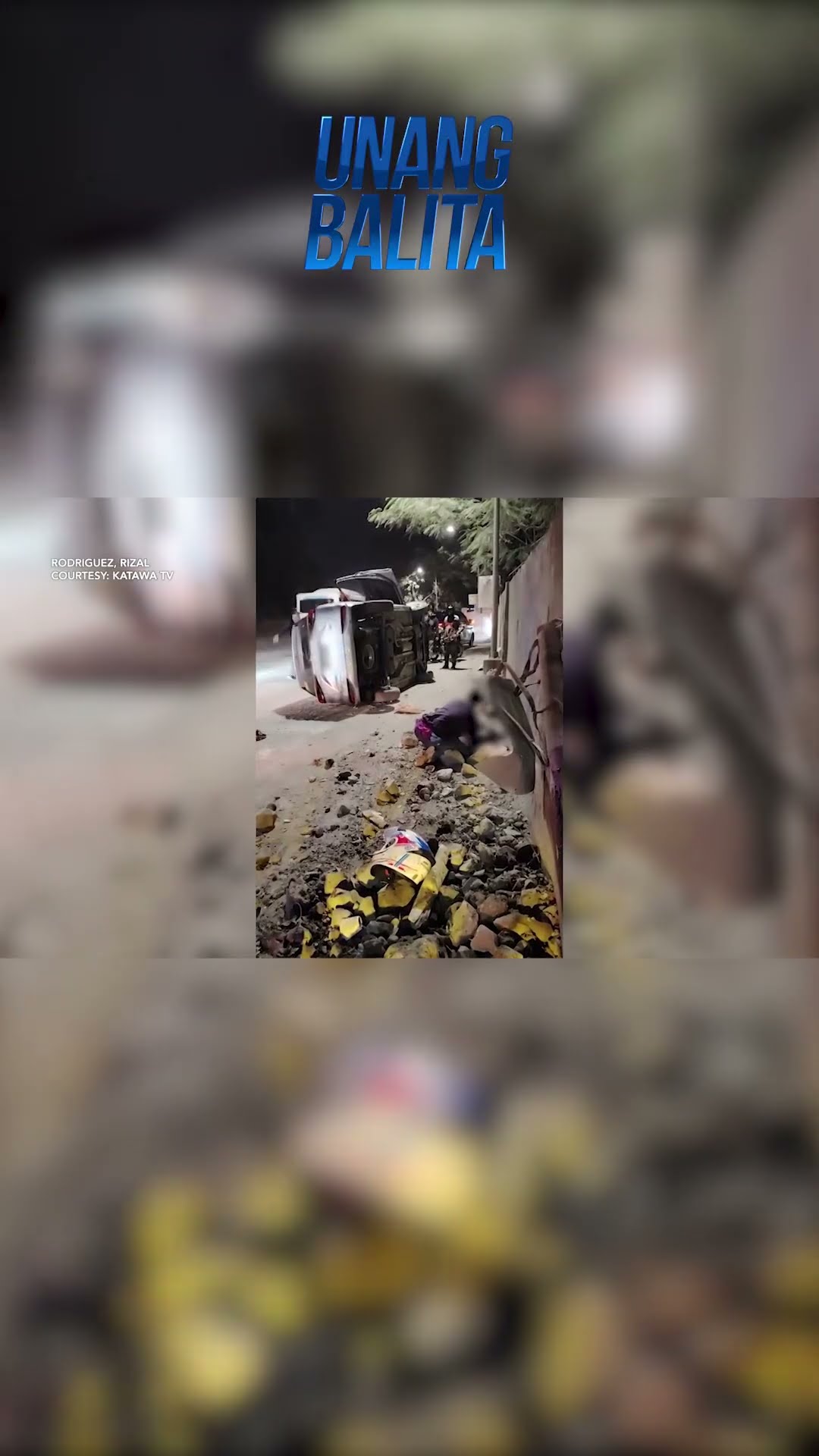 MPV, tumagilid matapos bumangga sa poste; Babaeng naglalakad, nahagip #shorts | Unang Balita