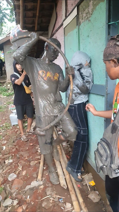 Gadis cantik kena tangkap kudalumping #shorts #kudalumping