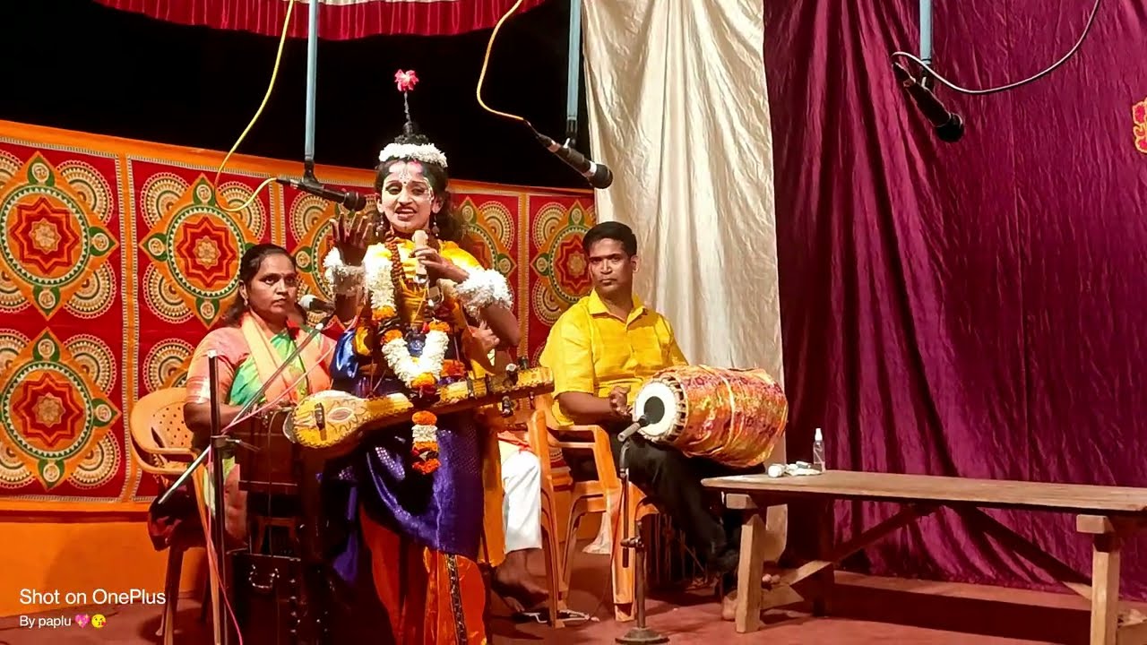 कु. निधी पवार अप्रतिम गायन... हरी म्हणा कोणी गोविंद म्हणा....सातेरी महिला मंडळ पावशी 