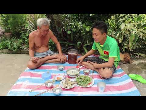 Được Bà Ngoại Nấu Cháo Cá Lóc Đồng Đậu Xanh Ăn Lúc Trời Lạnh Hết Bài Luôn