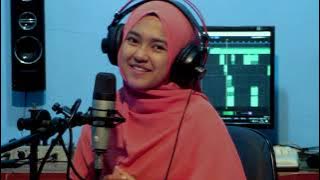 Sholawat Nabi ( Ustadz Ujang Busthomi ) Allahumma Sholli Ala Muhammad - Cover Siti Hanriyanti