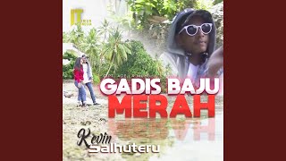 Gadis Baju Merah