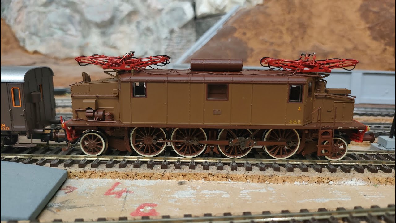 FS E432 trifase con treno locale Torino P.N.- Savona Letimbro anno 1960 ...