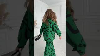 Костюм-двійка Sofia 272 ваше нове улюблене весняне вбрання Зелений