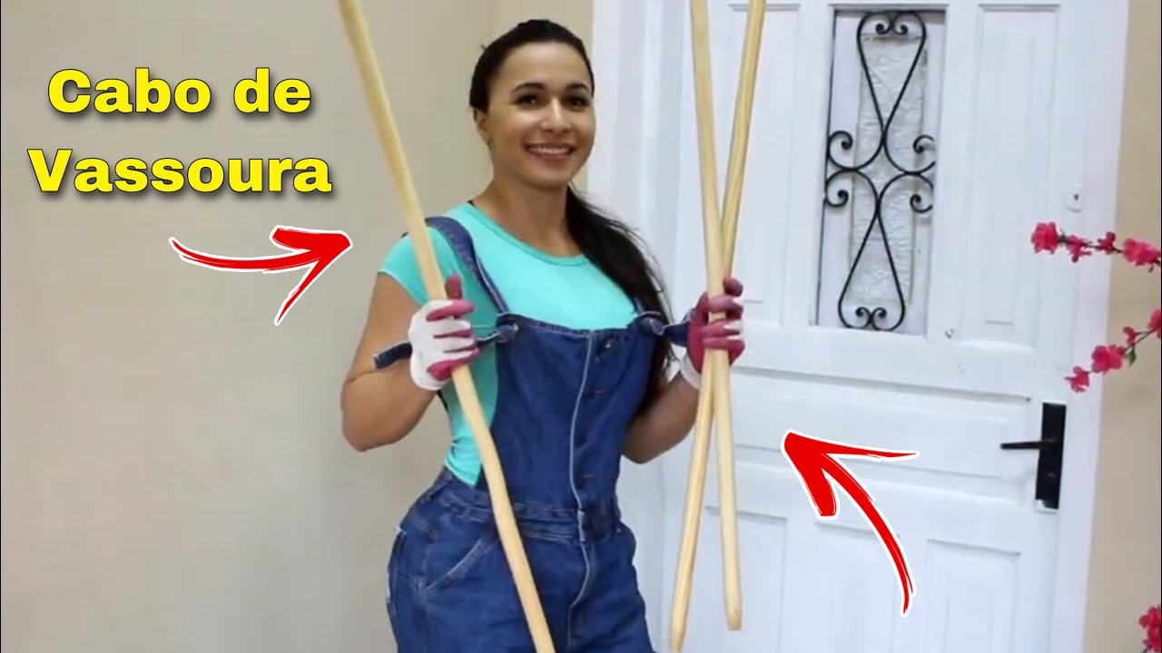 TODA CASA PRECISA DE UM DESSE. Olha O que Eu Fiz com Esses Cabos de Vassoura. Funcional e Discreto.
