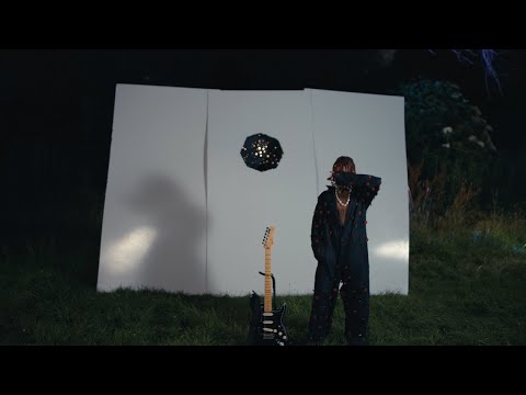 Dreamer Isioma - Kicking Cops (Visual Experience)