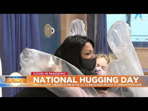 Video: Kailan At Paano Ipinagdiriwang Ang International Hug Day