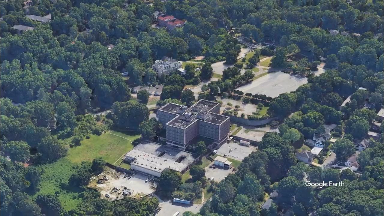 “Hawkins National Labs” que é o Emory University’s briarcliff campus YouTube