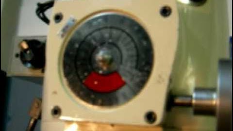 CHEVALIER Knee Mill with Proto Trak M3 3 Axis CNC Control Video 1.MOV