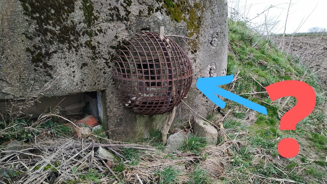 Une casemate pour canon💥 antichar de 25mm et mitrailleuse ︻╦╤─ Hotchkiss sur la ligne Maginot