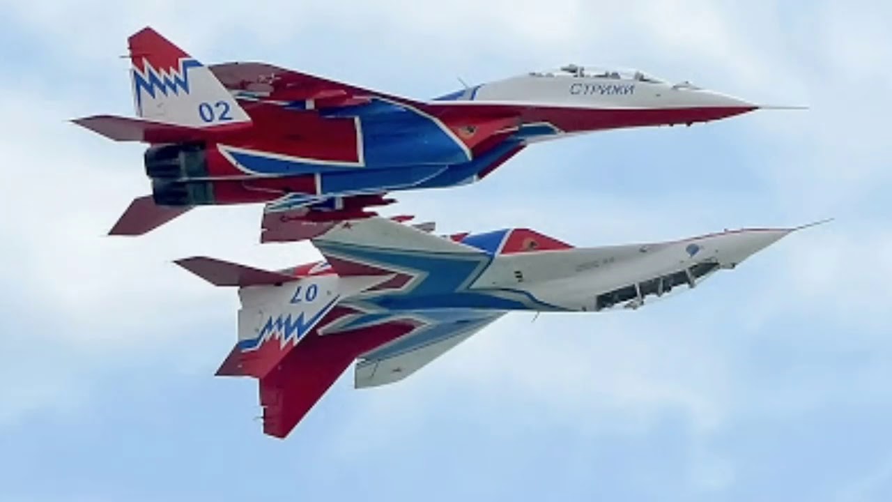 стрижи авиационная группа. стрижи какие самолеты. авиационная пилотажная группа «стрижи». авиагруппа стрижи. стрижи какие самолеты.