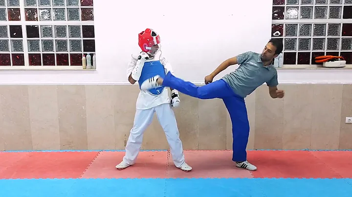 TAEKWONDO KICKS FOR BEGINNERS | 3 Easy Kicks ANYONE Can Do |  Taekwondo basic kicks