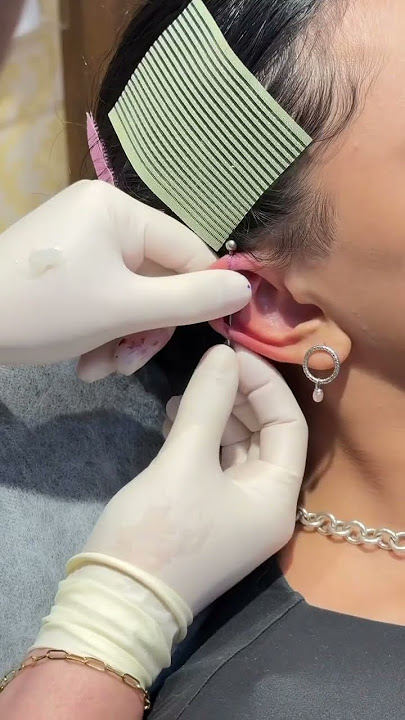 Industrial Piercing = Instant Cool Points! #industrialpiercing #earpiercing #cartilagepiercing